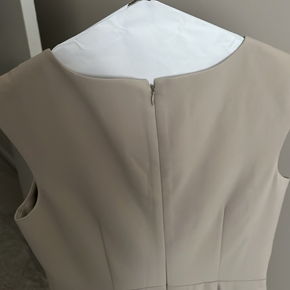 CALVIN KLEIN ruffled tan dress - Picture 4 of 4